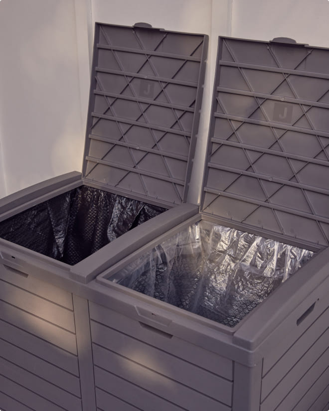 76 Gallon Outdoor Trash Can – East Oak